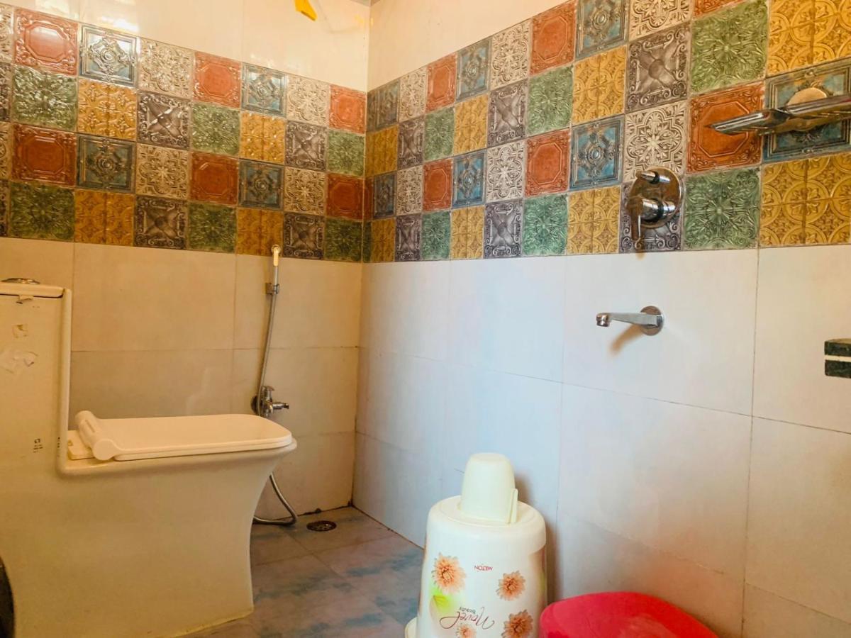 Hotel Payal & Restaurent Pachmarhī Zewnętrze zdjęcie