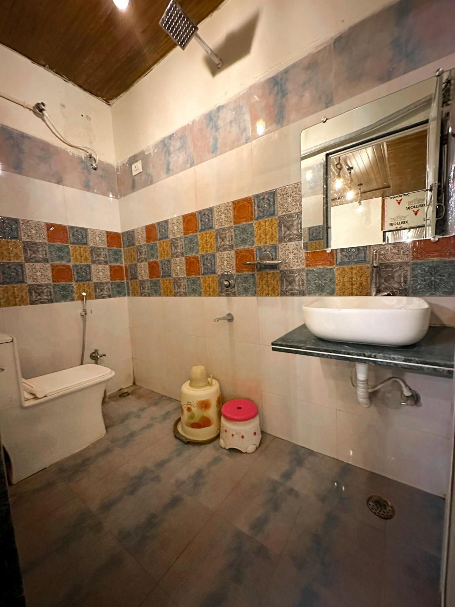 Hotel Payal & Restaurent Pachmarhī Zewnętrze zdjęcie